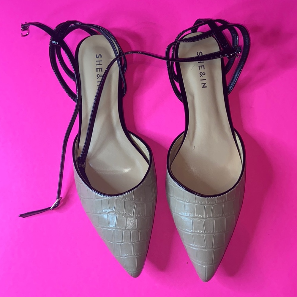 Croc Embossed Ankle Strap Flats